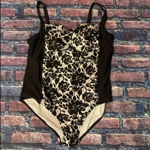 Ava and ViV black and white swimsuit one piece.
